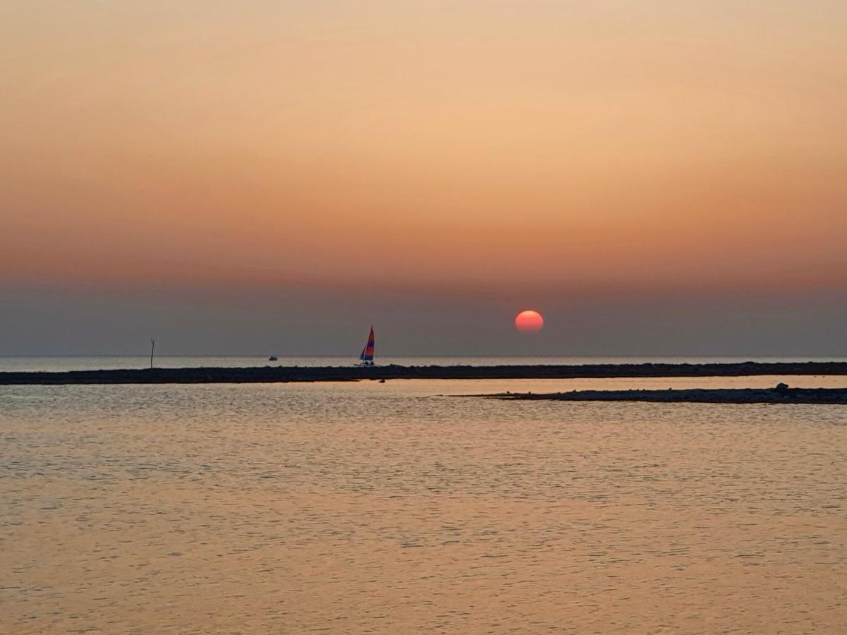 Da Casa Tiziana Hotel Porto Cesareo Bagian luar foto